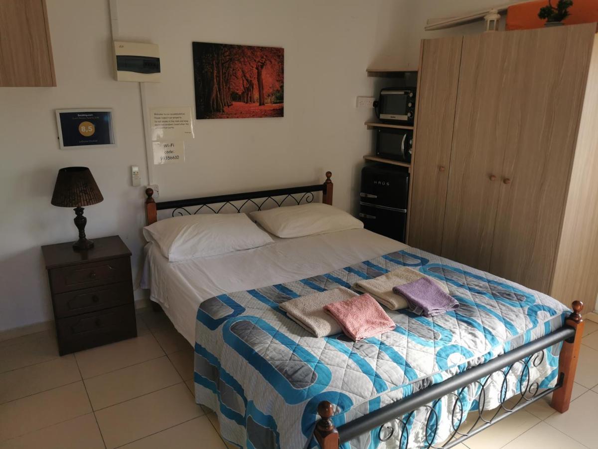 Nicosia Rooms Studios Luaran gambar
