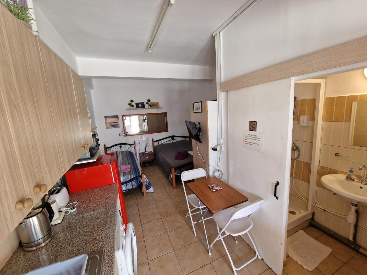Nicosia Rooms Studios Luaran gambar