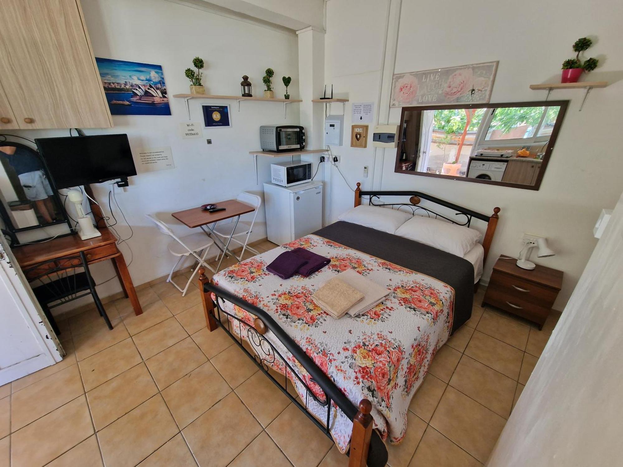 Nicosia Rooms Studios Bilik gambar